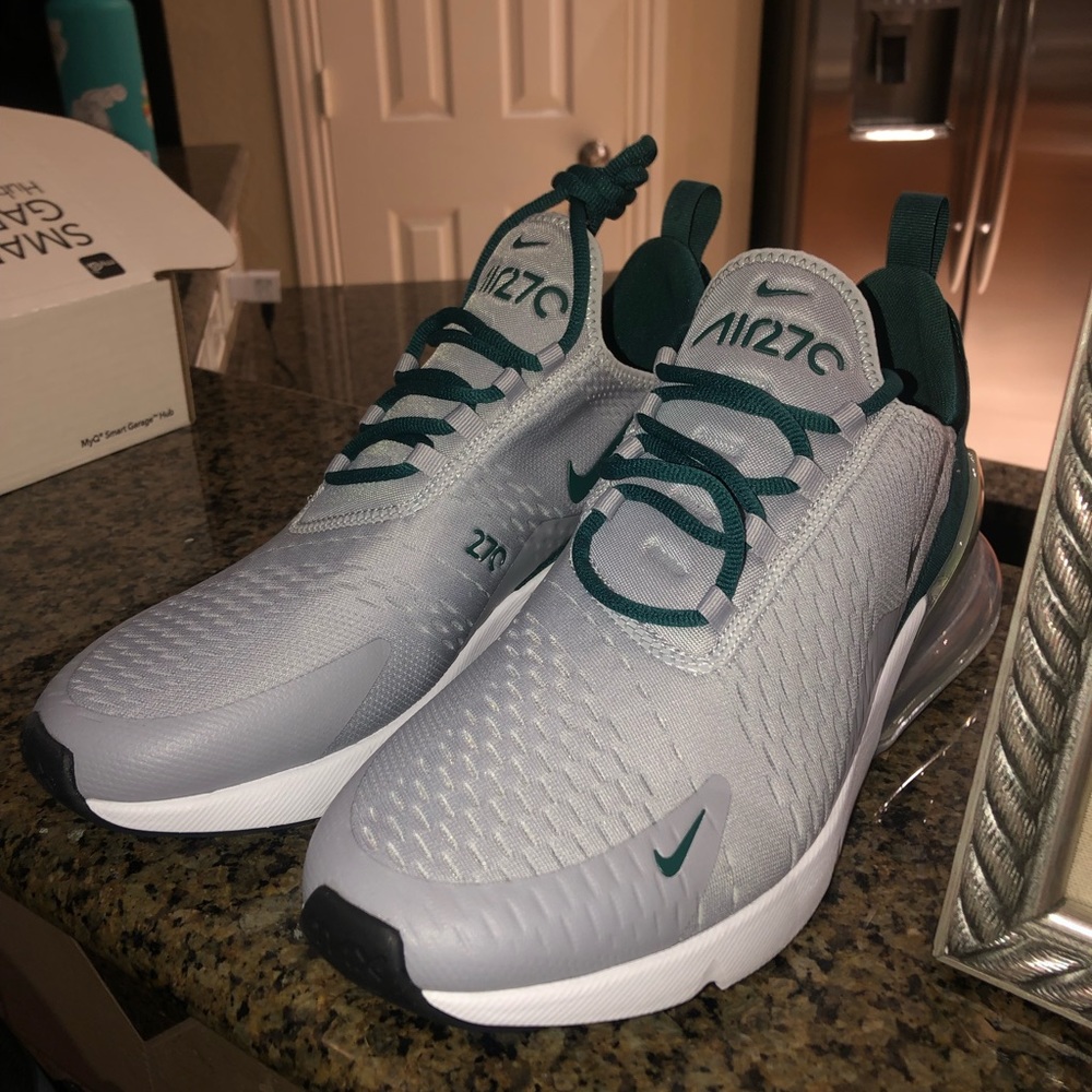 Nike custom made brand new Air Max 27c